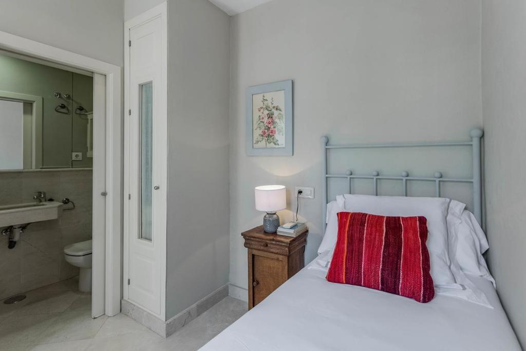 Fam Sevillian Townhouse Villa Sevilla Dış mekan fotoğraf